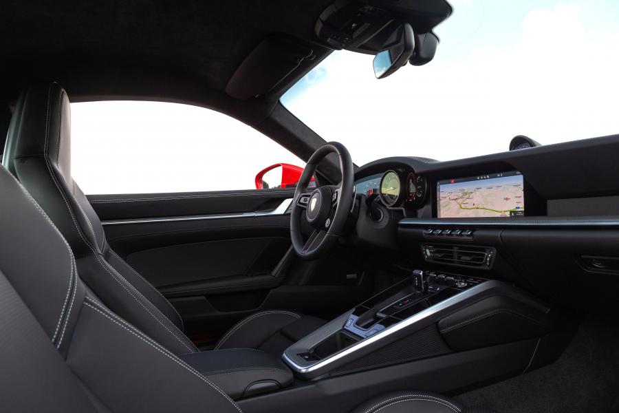 Интерьер Porsche 911 Carrera (992) 2019 года  (WW) (фото 20 из 148)